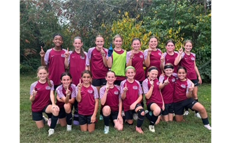Farmington U12 girls win their fall 2024 league!
